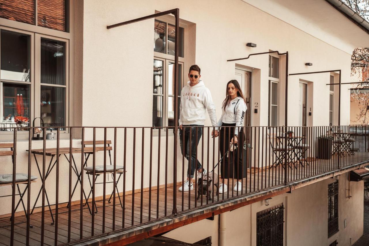 Gentry11 Rooms&More Maribor Ngoại thất bức ảnh